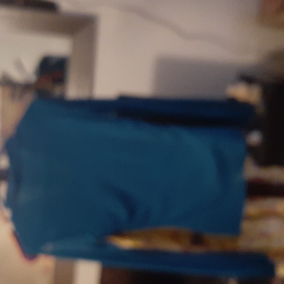 Top - Picture 2 of 4